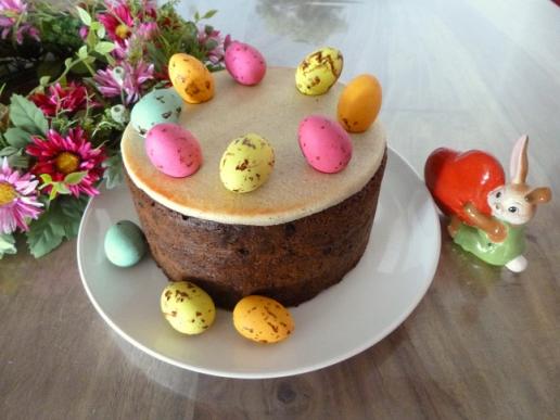 Oster-Simnel Cake
